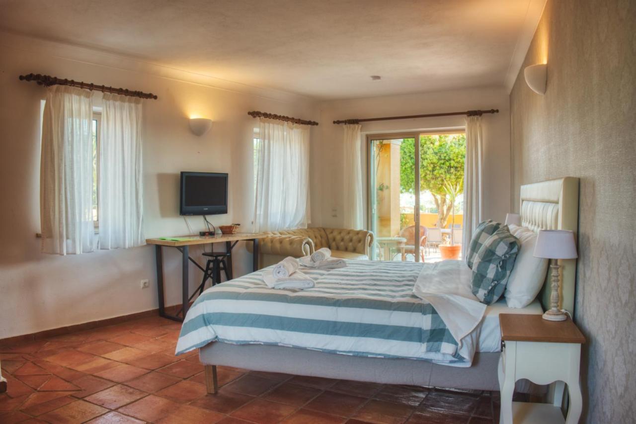 Moonshine Guest House With Private Studios And Private Cottage ラゴス エクステリア 写真