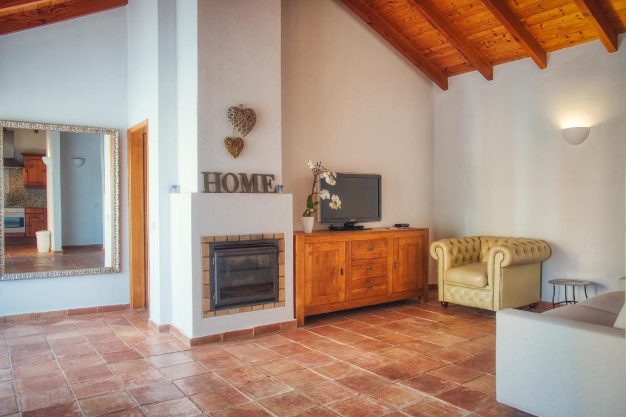 Moonshine Guest House With Private Studios And Private Cottage ラゴス エクステリア 写真