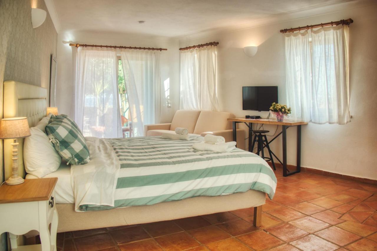 Moonshine Guest House With Private Studios And Private Cottage ラゴス エクステリア 写真