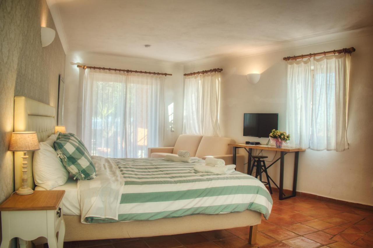 Moonshine Guest House With Private Studios And Private Cottage ラゴス エクステリア 写真