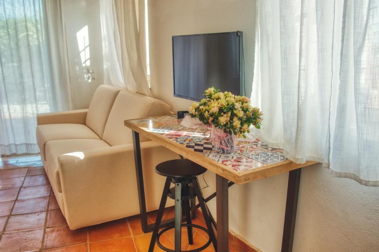 Moonshine Guest House With Private Studios And Private Cottage ラゴス エクステリア 写真